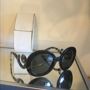 PRADA polarized “cookies and cream” arms